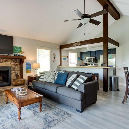Margaritaville Resort Retreat With Hot Tub And Deck Osage Beach Exterior foto